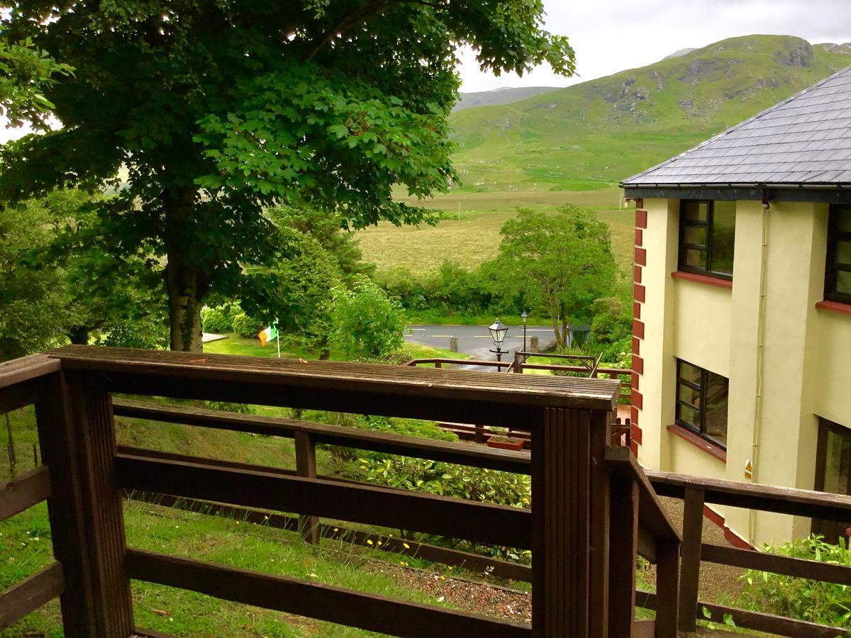 Kylemore Pass Hotel Letterfrack Exterior photo